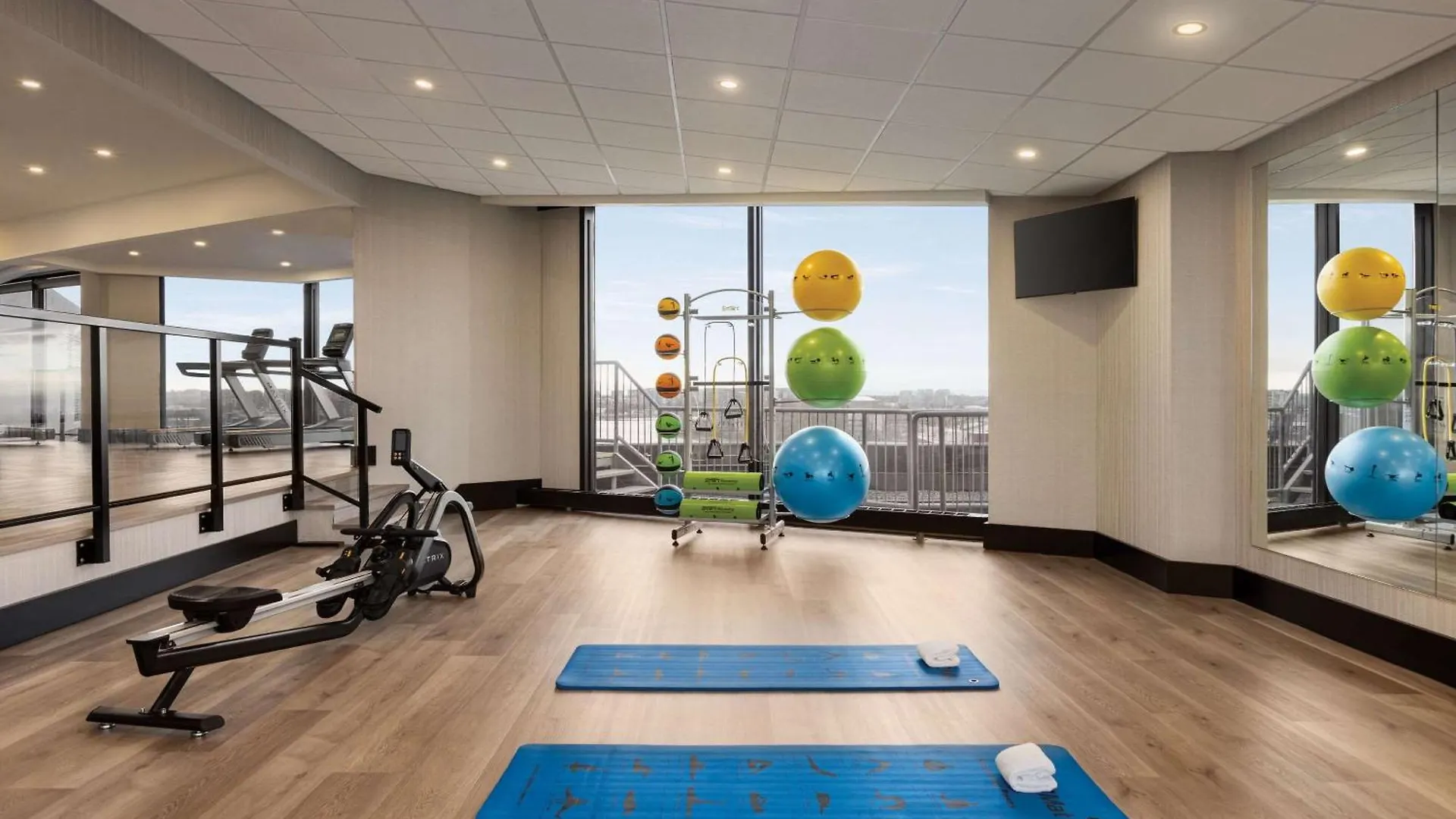 Radisson Blu Vancouver Airport Hotel & Marina Richmond 4*,