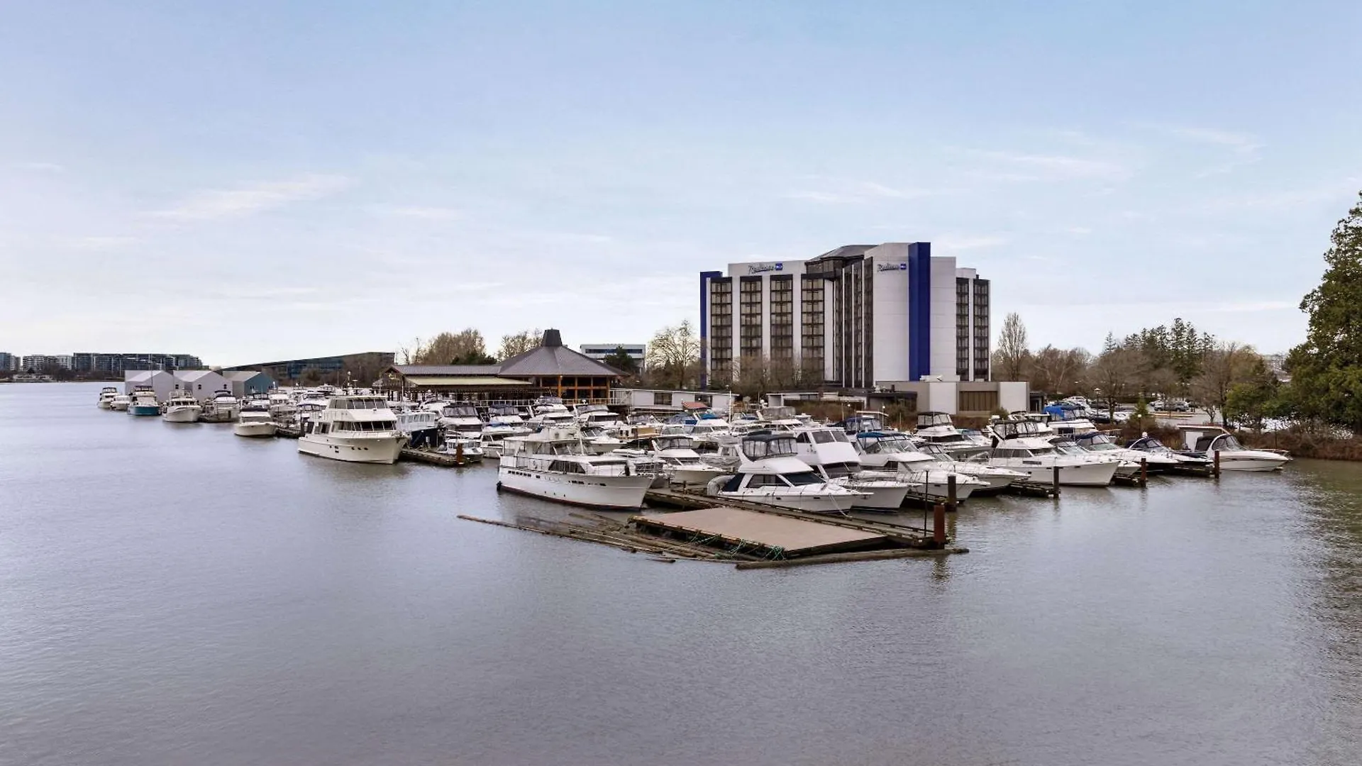 ****  Radisson Blu Vancouver Airport Hotel & Marina Richmond Kanada