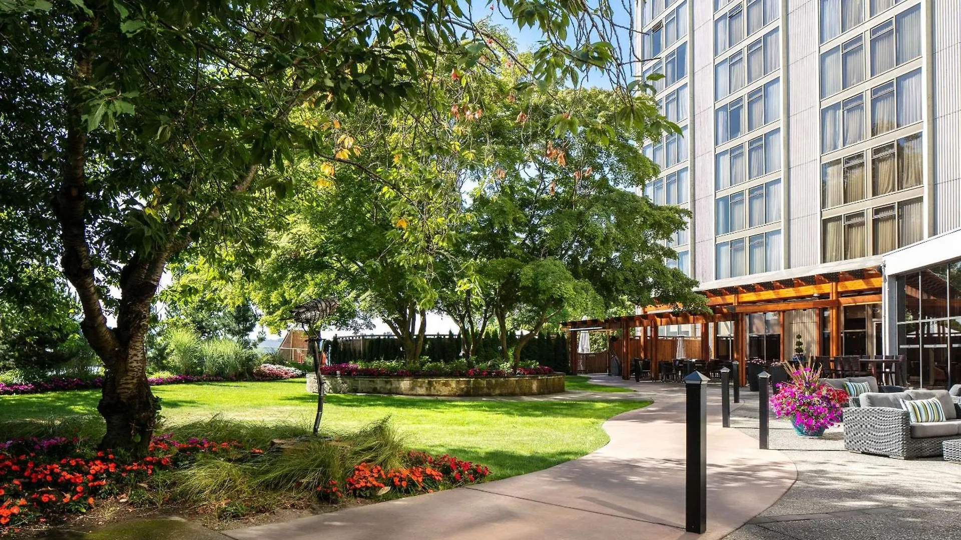 Radisson Blu Vancouver Airport Hotel & Marina Richmond 4*,  Kanada